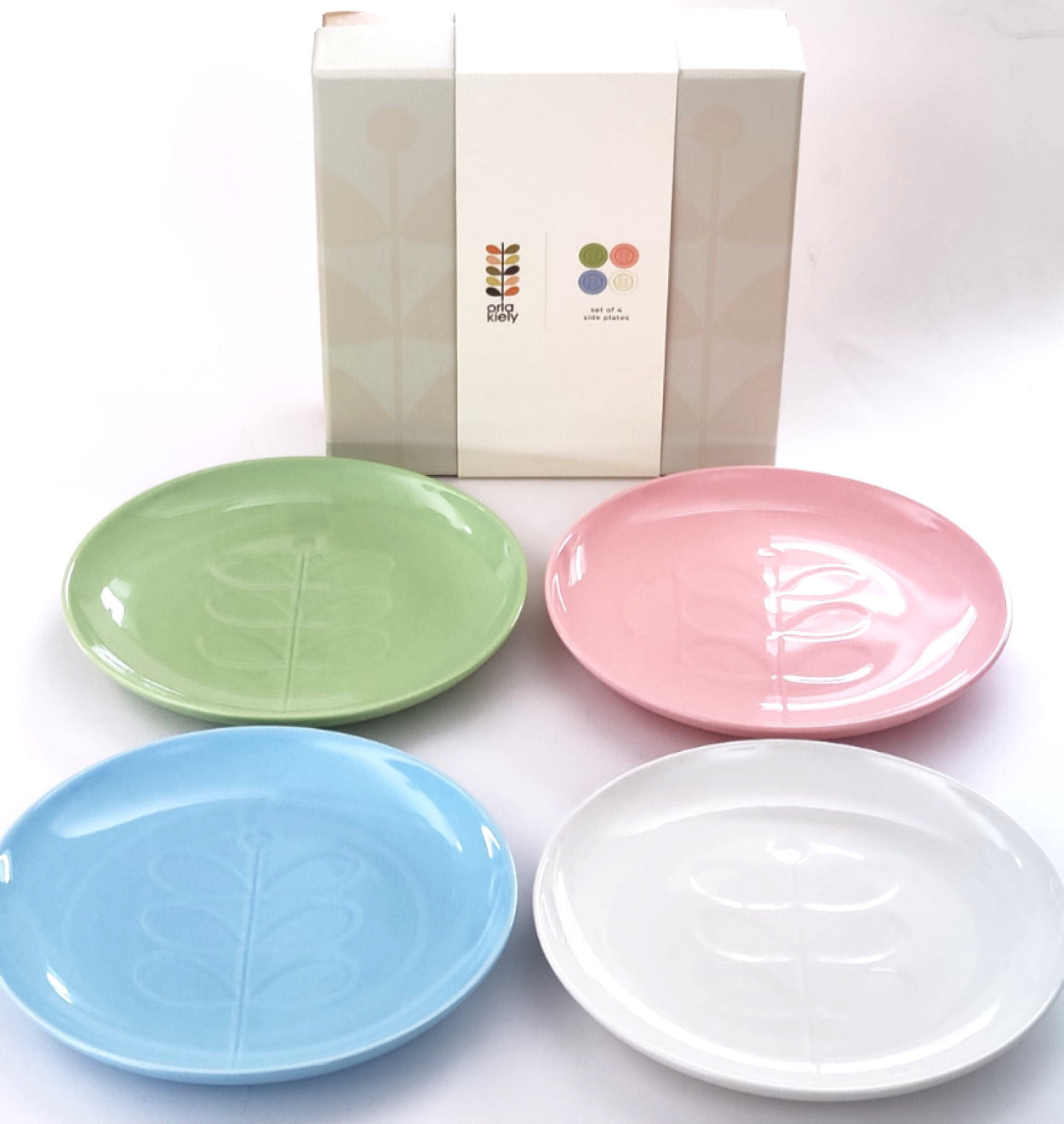Orla Kiely Debossed Plate Set Stem Design - Pastels